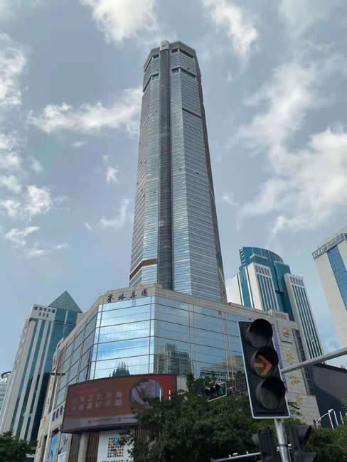 深圳赛格大厦摇动
